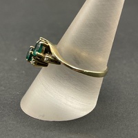 Ladies 9ct Yellow Gold Green Gemstone and Diamond Ring