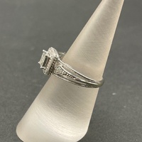 Ladies 9ct White Gold Diamond Ring