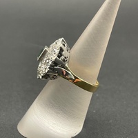 Ladies 18ct Yellow Gold Green Gemstone and Diamond Ring