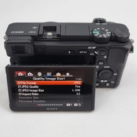 Sony Alpha 6400 Mirrorless Camera Body 24.2MP Low Shutter Count 5200