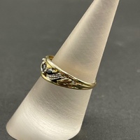 Ladies 9ct Yellow Gold Blue Sapphire Ring
