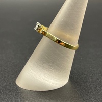 Ladies 18ct Yellow Gold Natural Diamond Ring