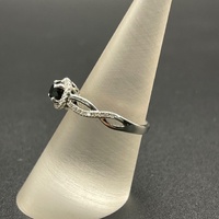 Ladies 18ct White Gold Natural Diamond and Sapphire Ring