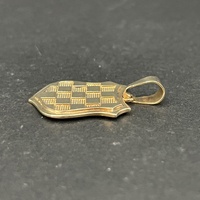 Unisex 9ct Yellow Gold Checkered Shield Pendant