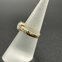 Ladies 9ct Yellow Gold Cubic Zirconia Ring