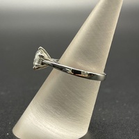 This Ladies 14ct White Gold Natural Diamond Engagement Ring
