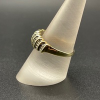 Ladies 9ct Yellow Gold Natural Diamond Ring