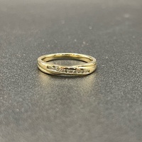 Ladies 9ct Yellow Gold Natural Diamond Ring