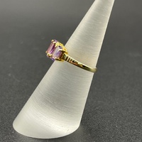 Ladies 9ct Yellow Gold Purple Gemstone Ring