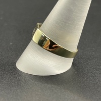 Mens 9ct Yellow Gold Diamond Signet Ring