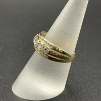 Ladies 9ct Yellow Gold Cubic Zirconia Ring