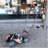 Ozito PED-3005 25.4cc 1HP 2 Stroke Lawn Edger 225mm Blade