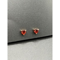 Ladies 9ct Yellow Gold Red Heart Gemstone Stud Earrings