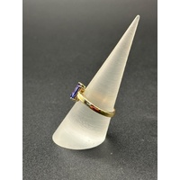 Ladies 9ct Yellow Gold Blue Gemstone Ring