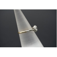 Ladies 9ct Yellow Gold Vintage Design Ring