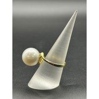 Ladies 14ct Yellow Gold White Pearl Ring