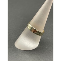 Unisex 9ct Yellow Gold Heart Print Band Ring
