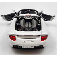 AUTOart Millennium Porsche Carrera GT 1:18 Diecast Model Car Collectible