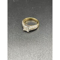 Ladies 9ct Yellow Gold Diamond Ring (Pre-Owned)