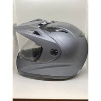 ZEUS Helmet Racing Helmet 2100B Size Large with Clear Visor (Pre-Owned)