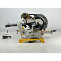 DeWalt DWS780-XE 12" Double Bevel Sliding Compound Miter Compact Powerful