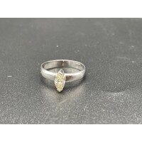 Ladies 18ct White Gold Marquise Diamond Ring Fine Jewellery Size UK Q 1/2