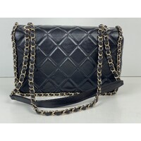 Black Quilted Quilted Calfskin Medium Running Chain Around Flap Handbag