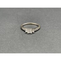 Ladies 9ct White Gold Diamond Ring (Pre-Owned)