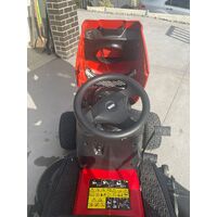 Victa Ride on Mower VSX 17.5/42 Briggs & Stratton EXi Series OHV 