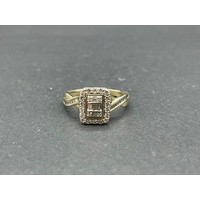 Ladies 9ct Yellow Gold Diamond Cluster Ring
