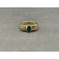 Ladies 18ct Yellow Gold Green Gemstones and CZ Stone Ring