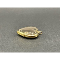 Ladies 9ct Yellow Gold Love Heart Locket Pendant