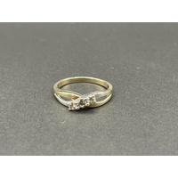 Ladies 9ct Yellow Gold Diamond Ring