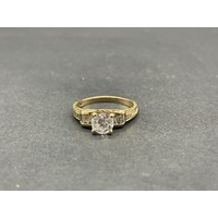 Ladies 9ct Yellow Gold Cubic Zirconia Ring