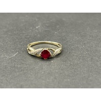 Ladies 9ct Yellow Gold Red Gemstone Ring