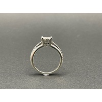 Ladies 9ct White Gold Diamond Cluster Ring