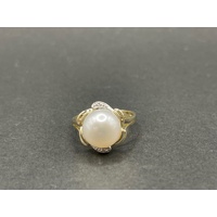 Ladies 9ct Yellow Gold White Pearl Ring