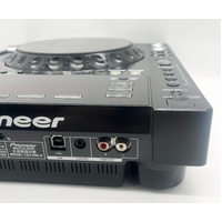 Pioneer CDJ-850-K Professional DJ Multi Player Turntable with USB and Disc Drive