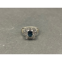Ladies 18ct White Gold Diamond and Sapphire Ring