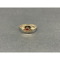 Unisex 9ct Yellow Gold Red Gemstone Ring
