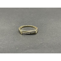 Mens 9ct Yellow Gold Diamond Signet Ring