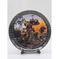 Franklin Mint Vietnam War Plate Set 4x Porcelain 24K Gold with COA