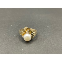 Ladies 18ct Yellow Gold White Pearl Diamond Ring