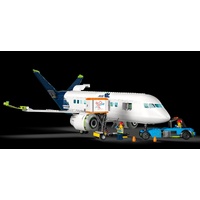 LEGO City Passenger Airplane 60367 Set 913 pcs Ages 7+ Building Toy