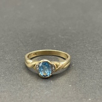 Ladies 9ct Yellow Gold Blue Gemstone and Diamond Ring