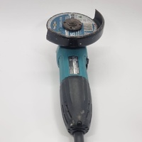 Makita GA5030 125mm 720W Corded Angle Grinder 230V 240V Power Tool