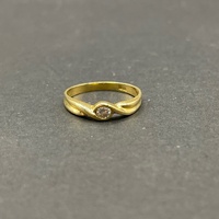 Ladies 18ct Yellow Gold Diamond Ring