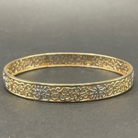 Ladies 9ct Two Tone Round Pattern Bangle