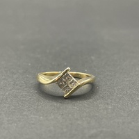Ladies 18ct Yellow Gold Diamond Ring