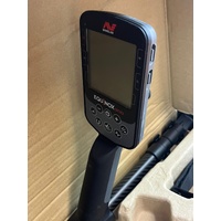 Minelab Equinox 900 Metal Detector All Terrain Multi-IQ Waterproof